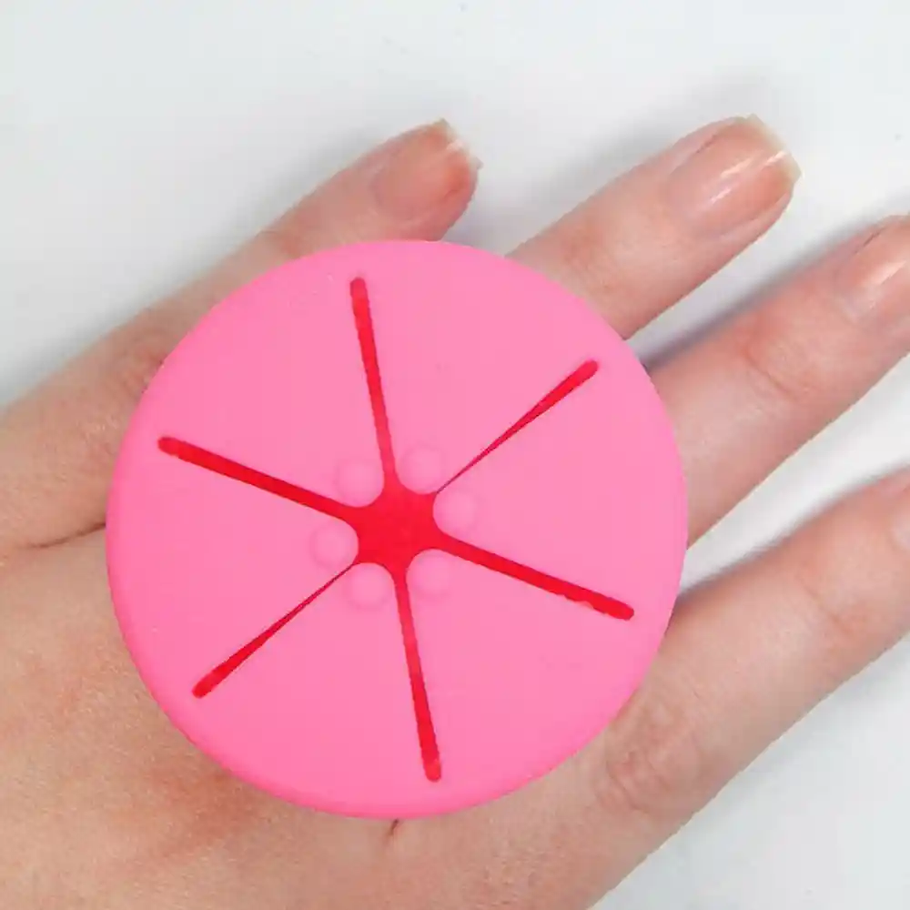 Does the Tweexy nail polish holder actually work?